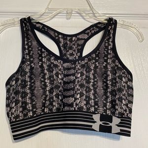 Women’s sports bra